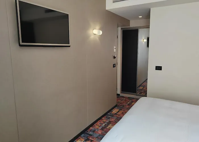 Helussi Hotel Parijs